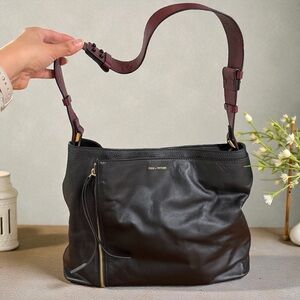 Pour La Victoire Black Leather Hobo Shoulder Bag with a Burgundy Strap